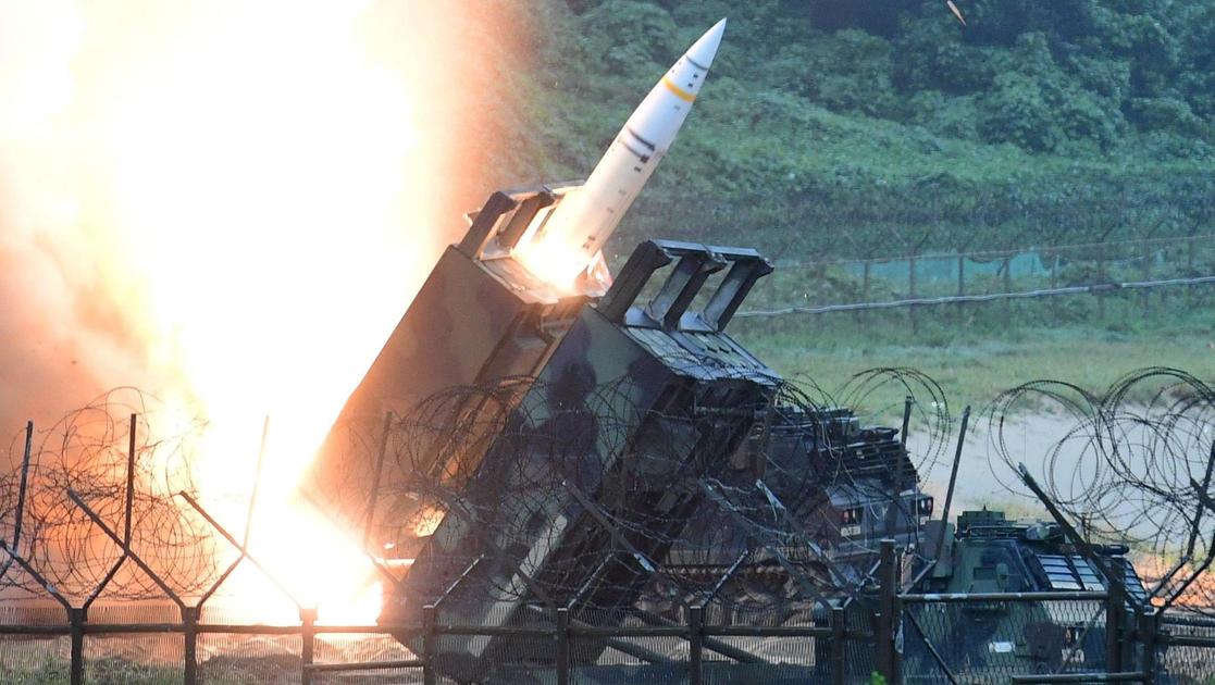 Lancio di un missile Atacms